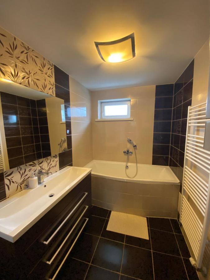 Lovely Apartment - Zilina Centrum Ngoại thất bức ảnh